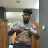 Mit einer Größe von 185 cm und einem