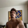 Ich bin sportlich gebaut und voller